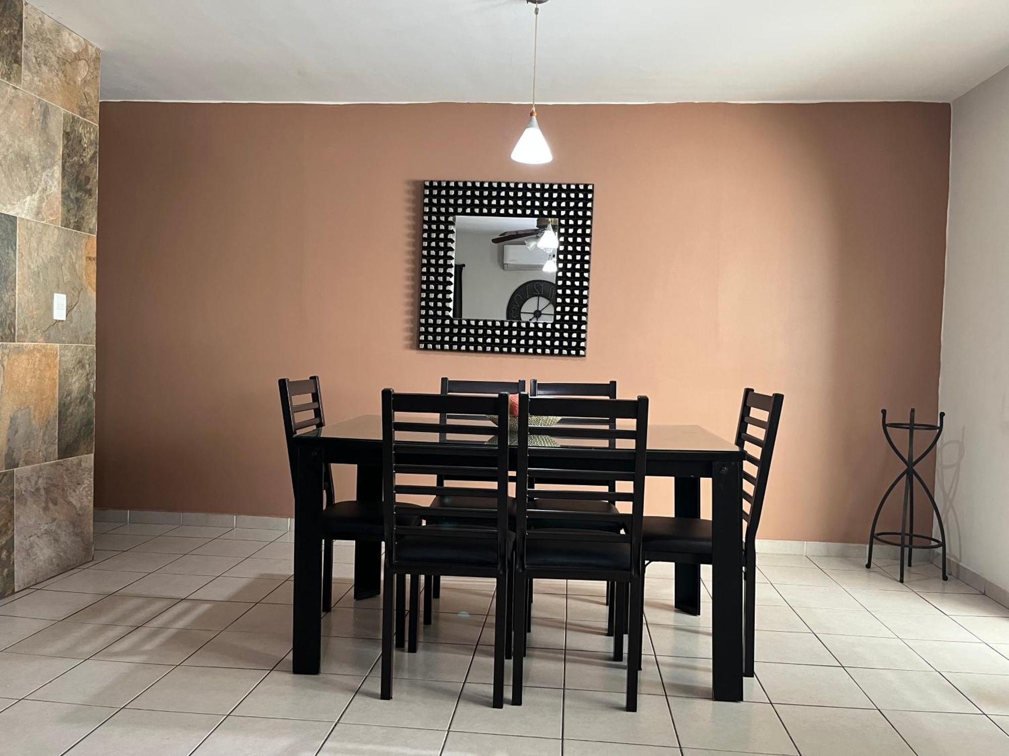 דירות מזטלן Departamento Zona Dorada מראה חיצוני תמונה