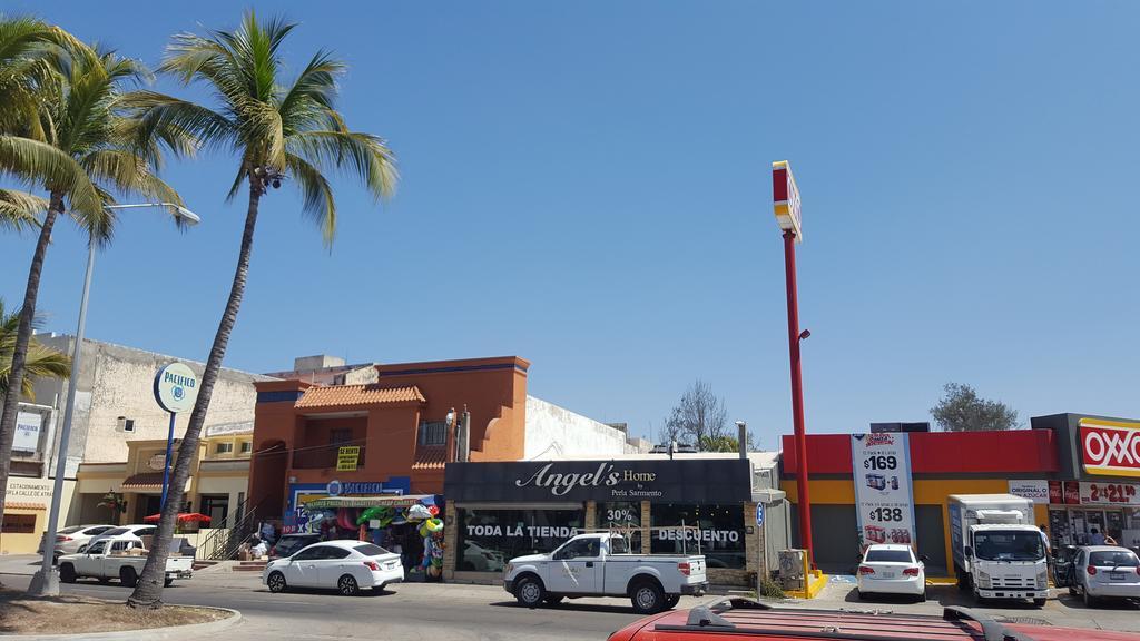 דירות מזטלן Departamento Zona Dorada מראה חיצוני תמונה