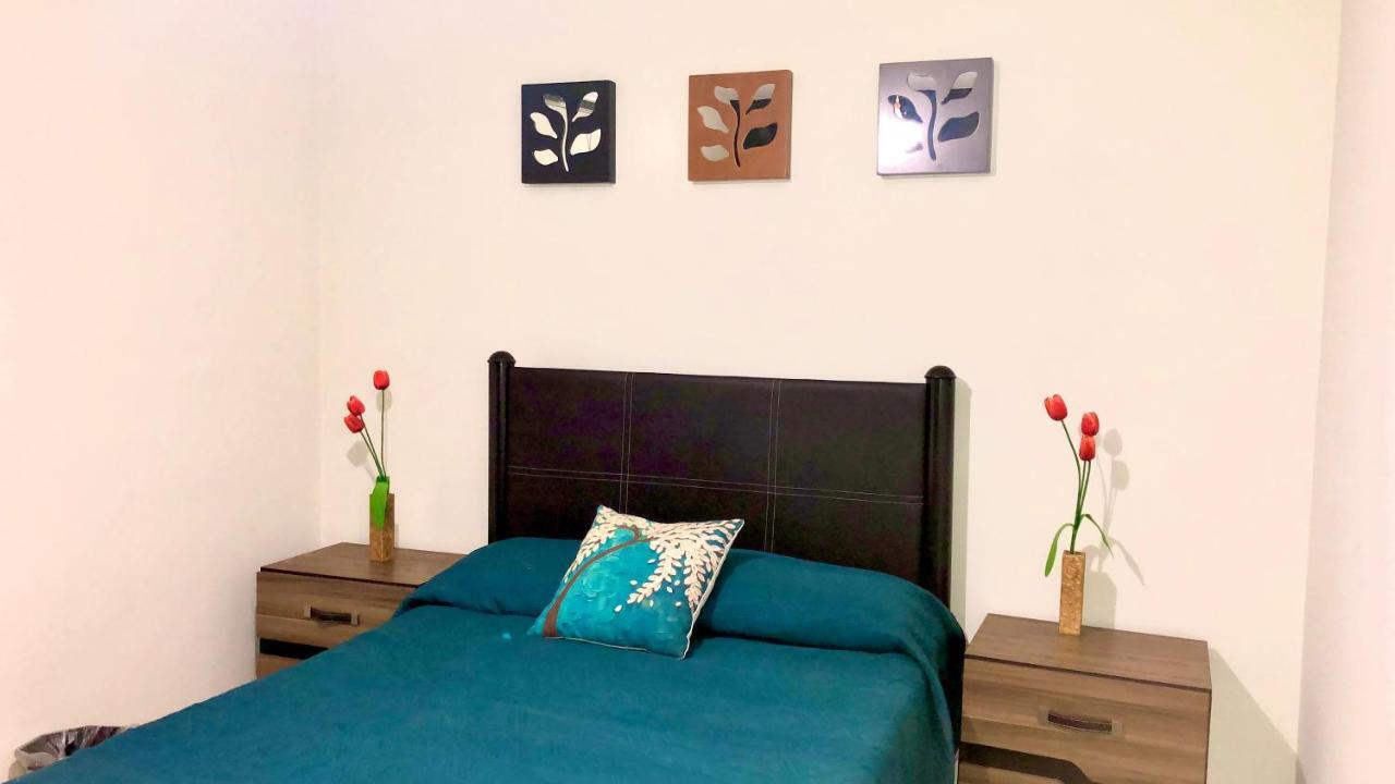 דירות מזטלן Departamento Zona Dorada מראה חיצוני תמונה